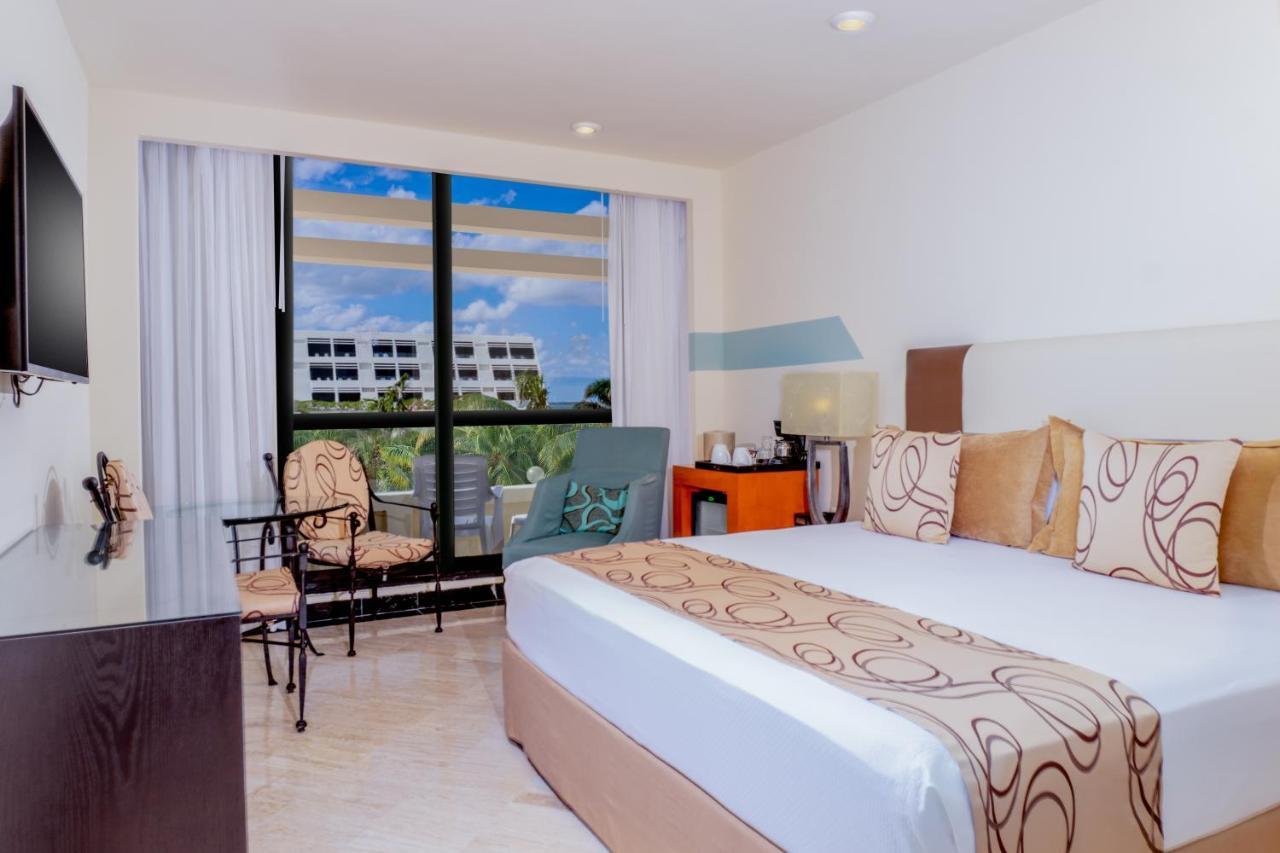 Oh! Cancun On The Beach By Oasis Екстер'єр фото